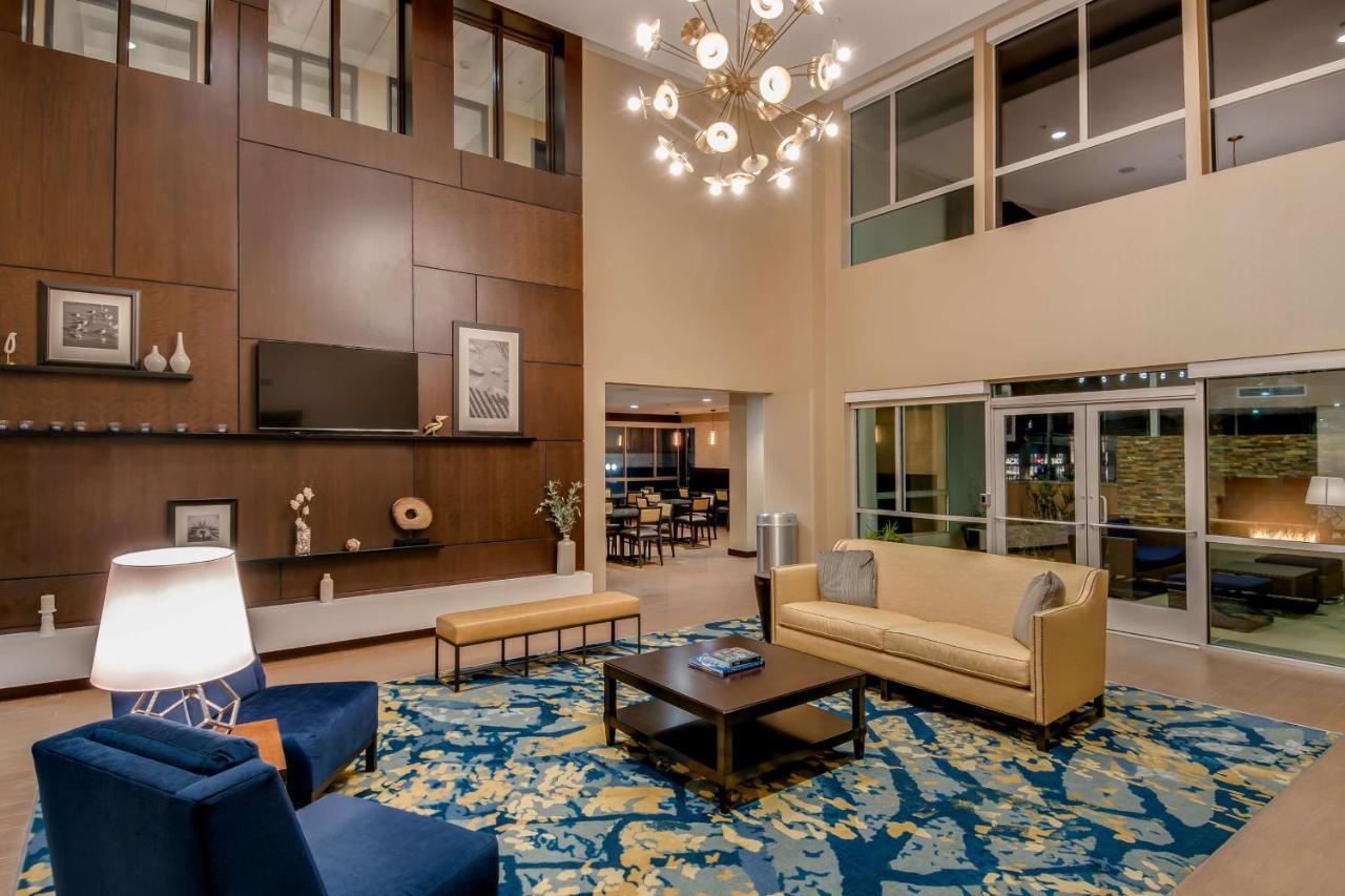 Hampton Inn & Suites Los Angeles - Glendale Exterior foto